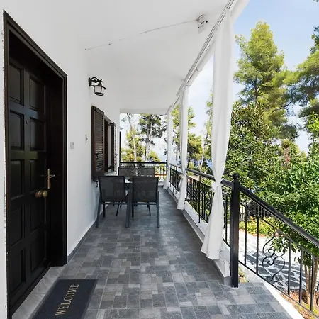 Matoula's House